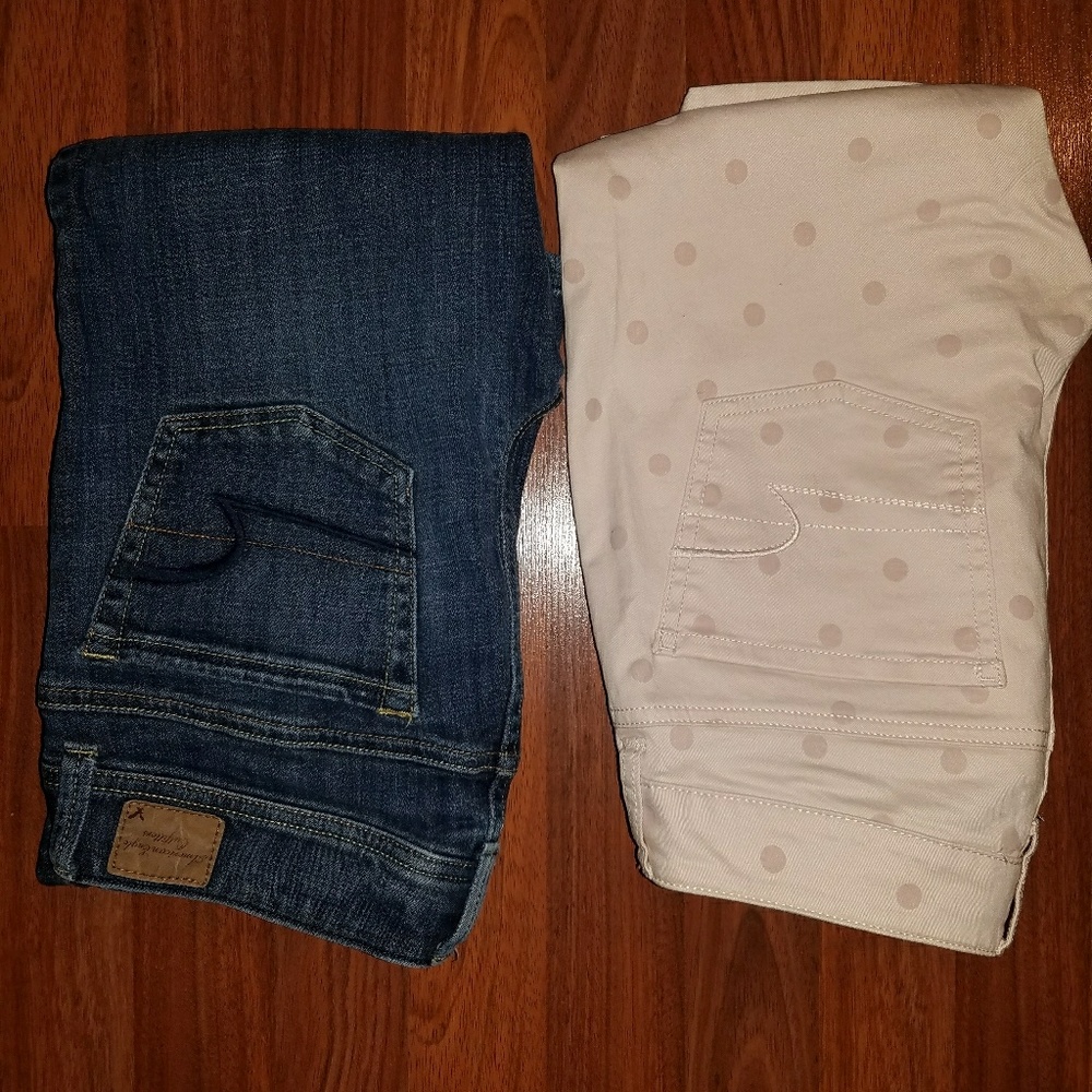 Bundle American Eagle jeans size 2 like new